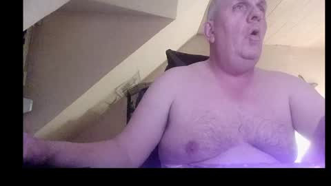 doggy2629 online show from April 2026 08:31:01 PM