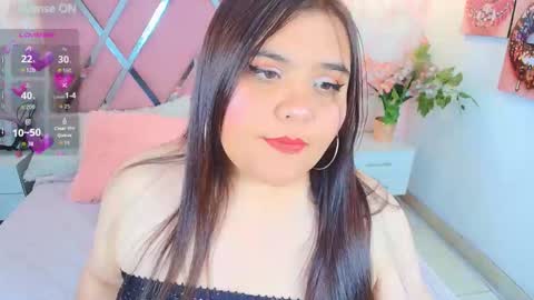 Snapshot of dolce_pearl chatting on June 2026 02:44:02 AM Dolce Pearl online show from June 2026 02:44:02 AM