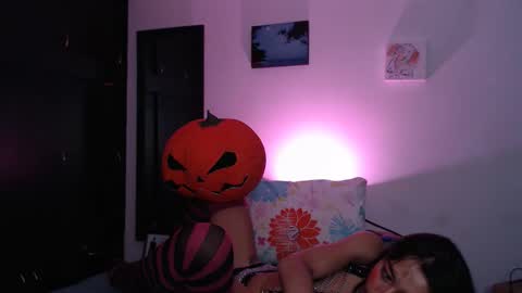 dolceclown_ online show from November 2025 06:48:01 AM