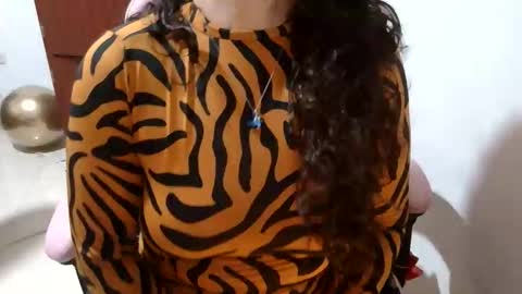 Snapshot of doll78latin chatting on May 2026 05:13:02 AM doll78latin online show from May 2026 05:13:02 AM