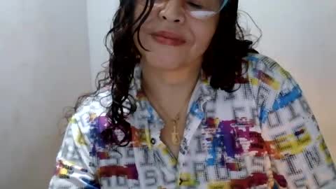 Snapshot of doll78latin chatting on August 2026 12:04:02 AM doll78latin online show from August 2026 12:04:02 AM