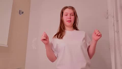 Ann online show from April 2026 07:11:01 PM