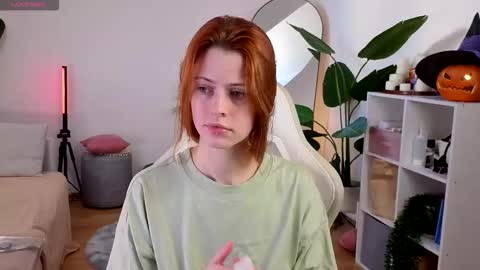 Your doll Lesli online show from October 2025 09:19:01 AM