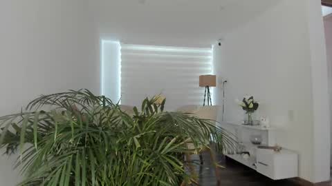 doll_oriana online show from June 2026 09:39:02 PM
