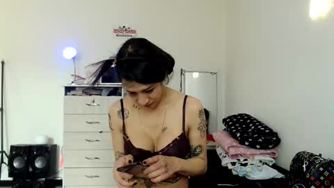 Catherine XXX online show from March 2026 04:35:01 PM