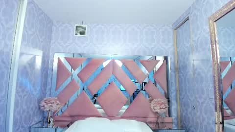 Snapshot of doll_skinny18 chatting on June 2026 11:08:02 PM Samy online show from June 2026 11:08:02 PM
