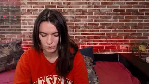 Jade online show from January 2026 12:53:01 PM