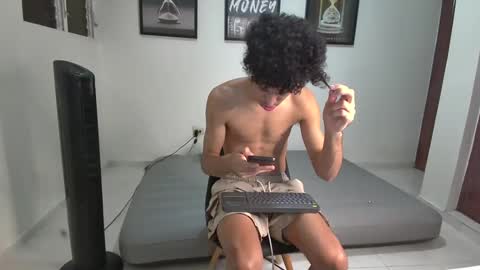 DollarHot30 online show from October 2025 06:59:01 AM