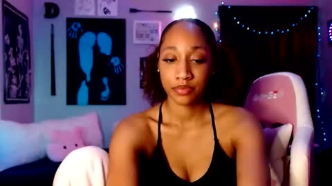 Snapshot of dollfacebeauty_x chatting on March 2026 02:44:01 AM Princess DollfaceBeauty online show from March 2026 02:44:01 AM