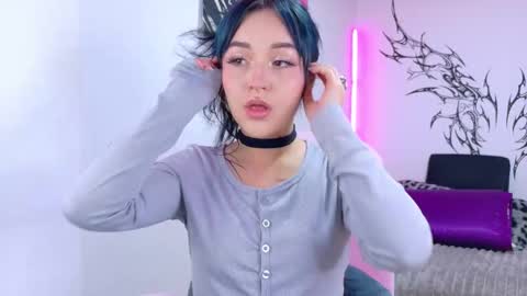 Isabela   Independet model 3 online show from February 2026 11:35:01 PM