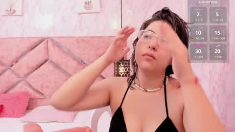 Snapshot of dolls_antonella chatting on June 2026 11:35:01 AM Antonella online show from June 2026 11:35:01 AM