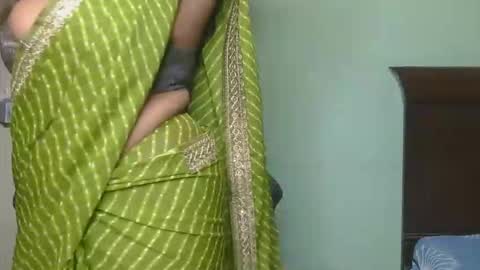 Snapshot of dolly_2 chatting on May 2026 04:20:02 AM dolly_2 online show from May 2026 04:20:02 AM