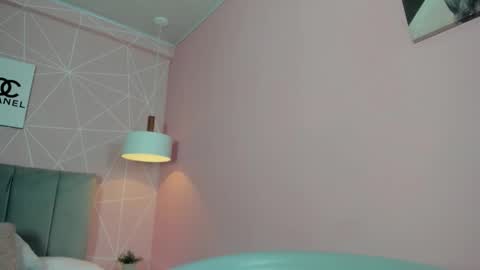 Call me Zoe  online show from November 2025 12:21:02 AM