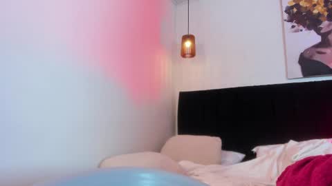 Snapshot of dolly_zoe chatting on July 2026 10:41:01 AM Call me Zoe online show from July 2026 10:41:01 AM