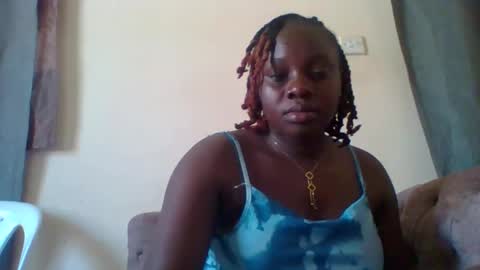 dollyvee online show from November 2025 10:59:01 AM