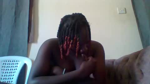 dollyvee online show from November 2025 12:16:02 PM