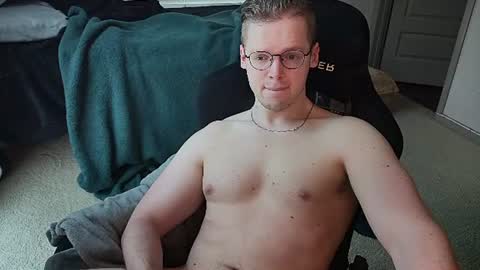 Snapshot of doloresman chatting on July 2026 07:18:02 PM doloresman online show from July 2026 07:18:02 PM