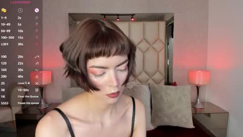 Snapshot of dolyconor chatting on May 2026 08:25:01 PM Dolly online show from May 2026 08:25:01 PM