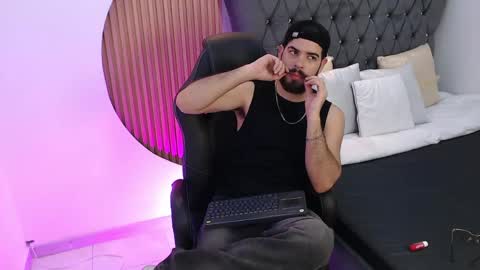 Snapshot of domboy_ chatting on May 2026 08:17:01 PM domboy online show from May 2026 08:17:01 PM