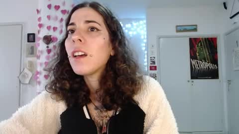 Snapshot of domenica_dos_ouros chatting on May 2026 05:40:02 PM sweet domme online show from May 2026 05:40:02 PM