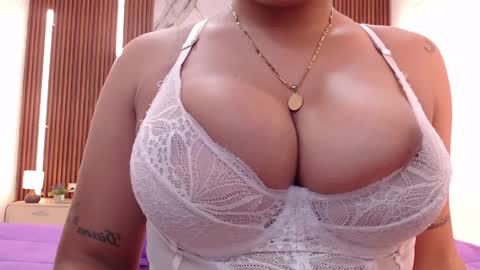 domenica online show from April 2026 12:10:01 PM