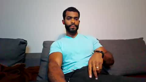 Domi online show from October 2025 12:00:01 AM