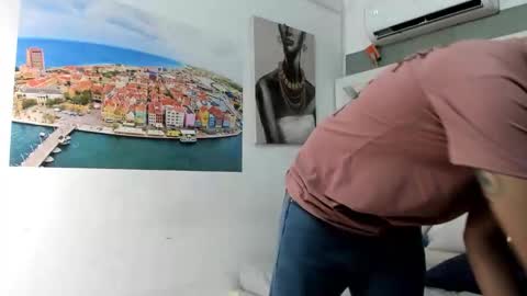 DOMI online show from February 2026 03:43:02 AM