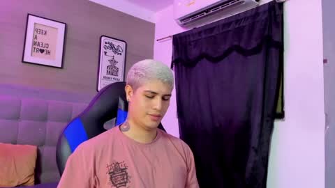 DOMI online show from April 2026 04:46:01 AM