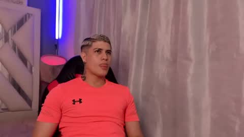 DOMI online show from April 2026 04:16:01 AM