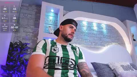 dominic de luca online show from November 2025 03:30:01 AM