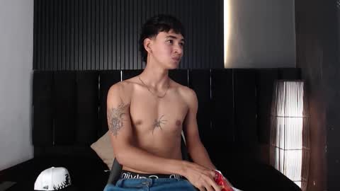 Dominic online show from December 2025 11:20:02 PM