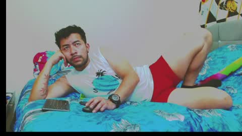 Snapshot of dominic_lux chatting on April 2026 02:28:01 AM dominic_lux online show from April 2026 02:28:01 AM