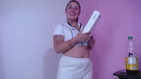Snapshot of dominic_queen1126 chatting on September 2025 01:40:01 AM online show from September 2025 01:40:01 AM