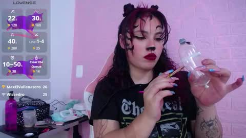 Snapshot of dominic_queen1126 chatting on October 2025 05:00:01 PM online show from October 2025 05:00:01 PM