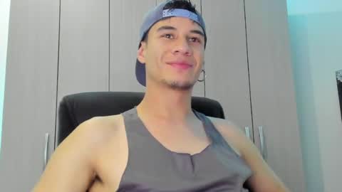 Snapshot of dominic_radccliffe chatting on May 2026 01:25:02 AM Your real love online show from May 2026 01:25:02 AM