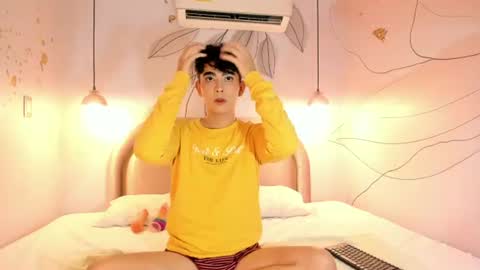 Snapshot of dominicjay_ chatting on June 2026 08:10:01 PM DOMINIC online show from June 2026 08:10:01 PM