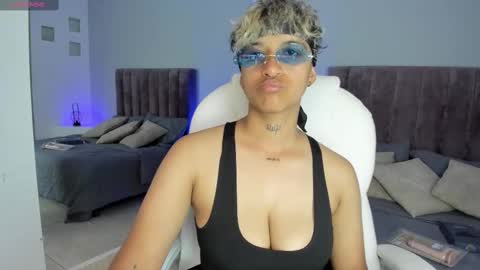 Dominick  online show from January 2025 07:58:02 PM