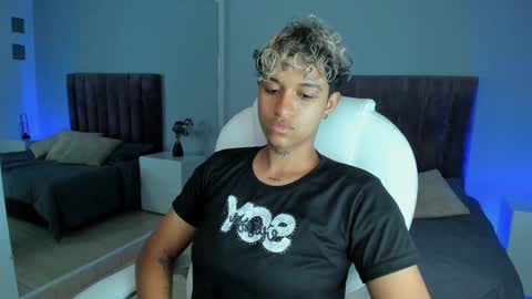 Dominick  online show from January 2025 01:25:02 PM