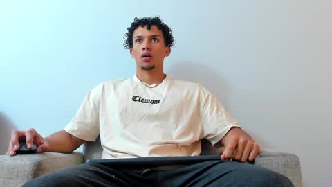 Dominick Star online show from December 2024 03:25:02 AM