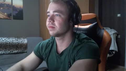 dominickcute online show from February 2025 11:30:02 PM