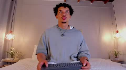 Snapshot of dominik_drake chatting on June 2026 01:16:02 PM Dominik Drake online show from June 2026 01:16:02 PM