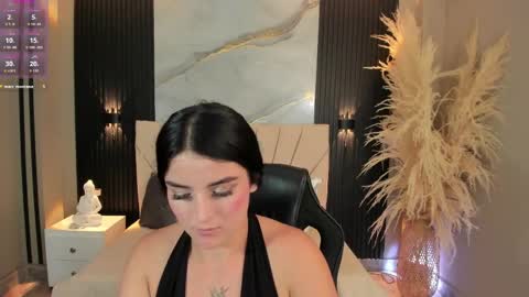 Dominika  online show from April 2026 08:31:02 PM