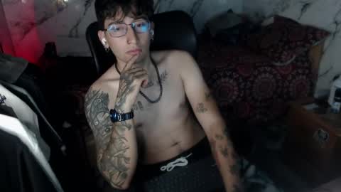 Snapshot of dominus_kane chatting on April 2026 04:39:01 AM dominus_kane online show from April 2026 04:39:01 AM