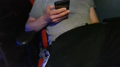 domse999 online show from April 2026 02:00:02 AM