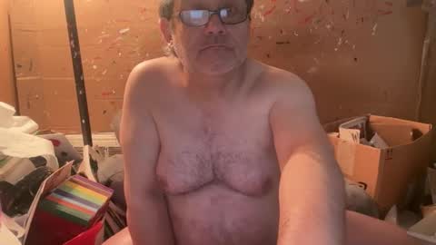 Snapshot of donedunne chatting on April 2026 05:50:02 PM donedunne online show from April 2026 05:50:02 PM