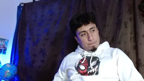 Snapshot of donkeyguy92 chatting on January 2025 04:25:02 AM DONK CHIMBO ---    ----  SEX ADDICT online show from January 2025 04:25:02 AM