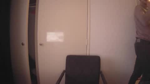 Snapshot of donn053 chatting on April 2026 05:29:01 PM Papi online show from April 2026 05:29:01 PM