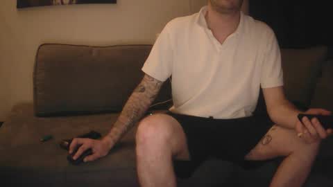 Snapshot of donn053 chatting on May 2026 11:12:03 PM Papi online show from May 2026 11:12:03 PM