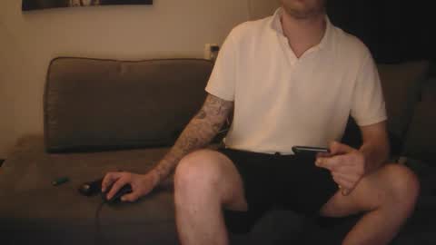 Snapshot of donn053 chatting on May 2026 12:07:01 AM Papi online show from May 2026 12:07:01 AM