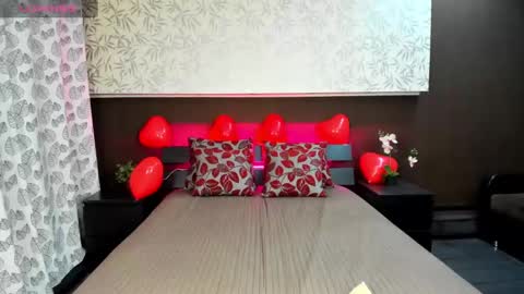 Donna On GMT2 Mon-Fri 3-9 AM online show from February 2025 11:59:02 PM